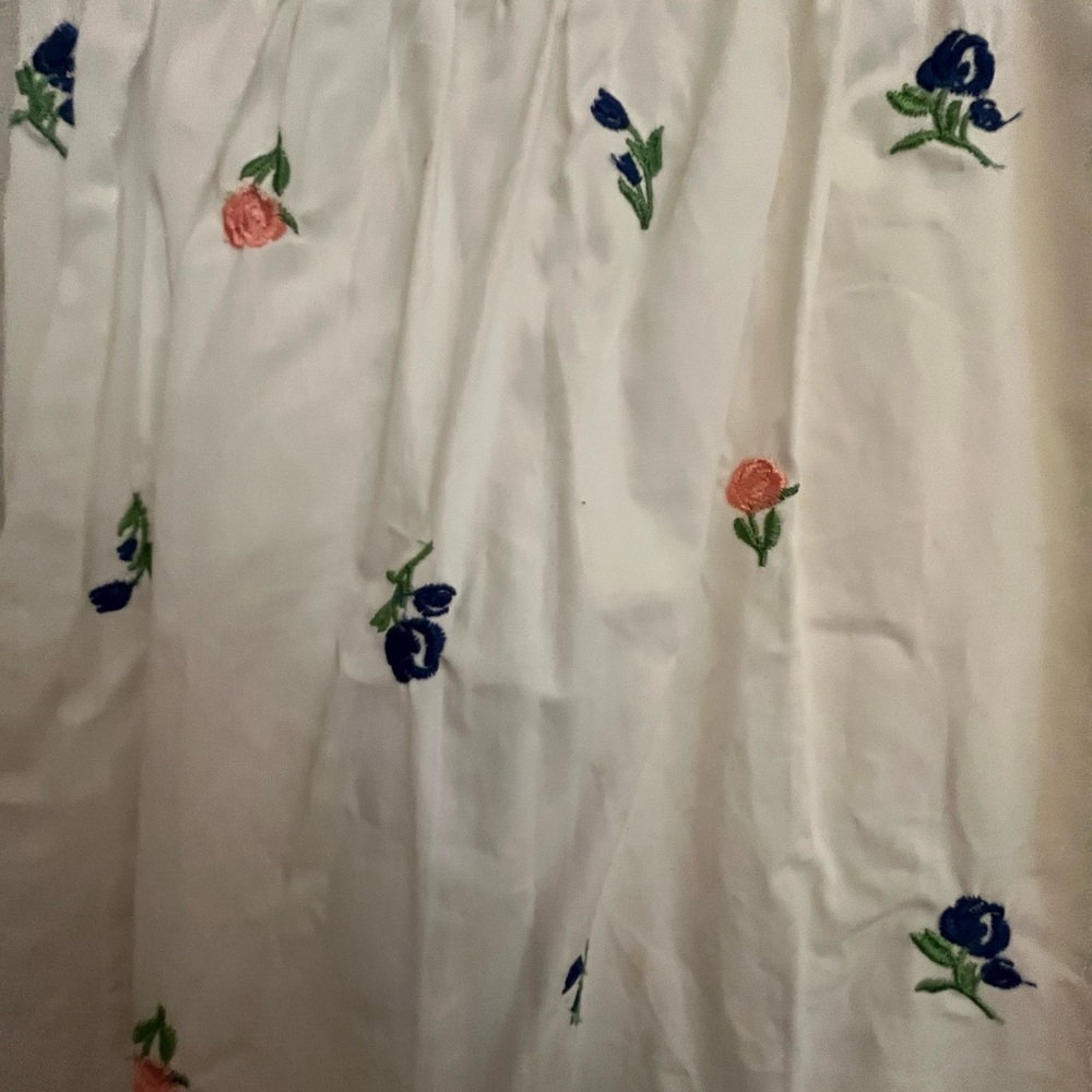 White and Floral Baby Doll Dress- Altar’d State size XL